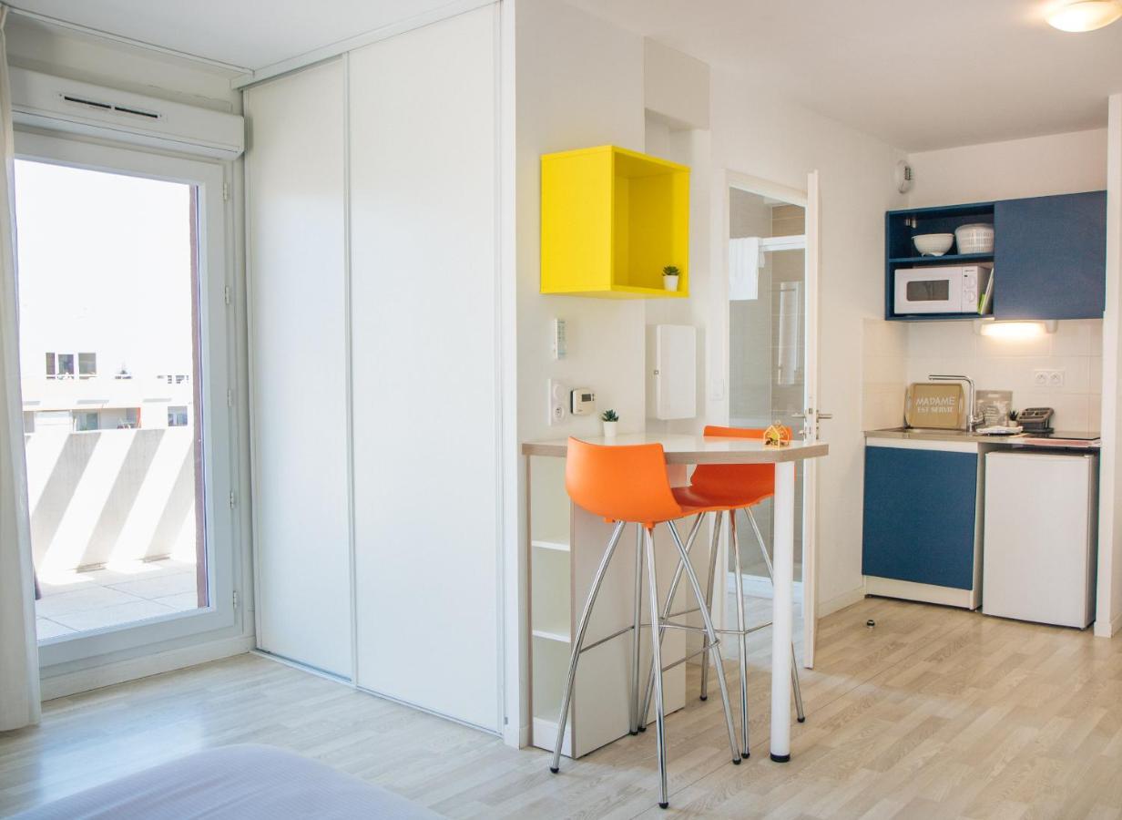 Twenty Business Flats Nimes Trigone Aparthotel Bagian luar foto